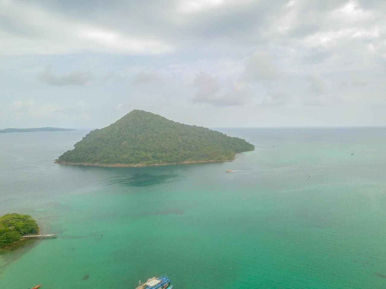 Lost And Found Bed and Breakfast Koh Rong Sanloem Esterno foto